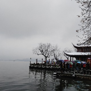 The snowy West Lake 6